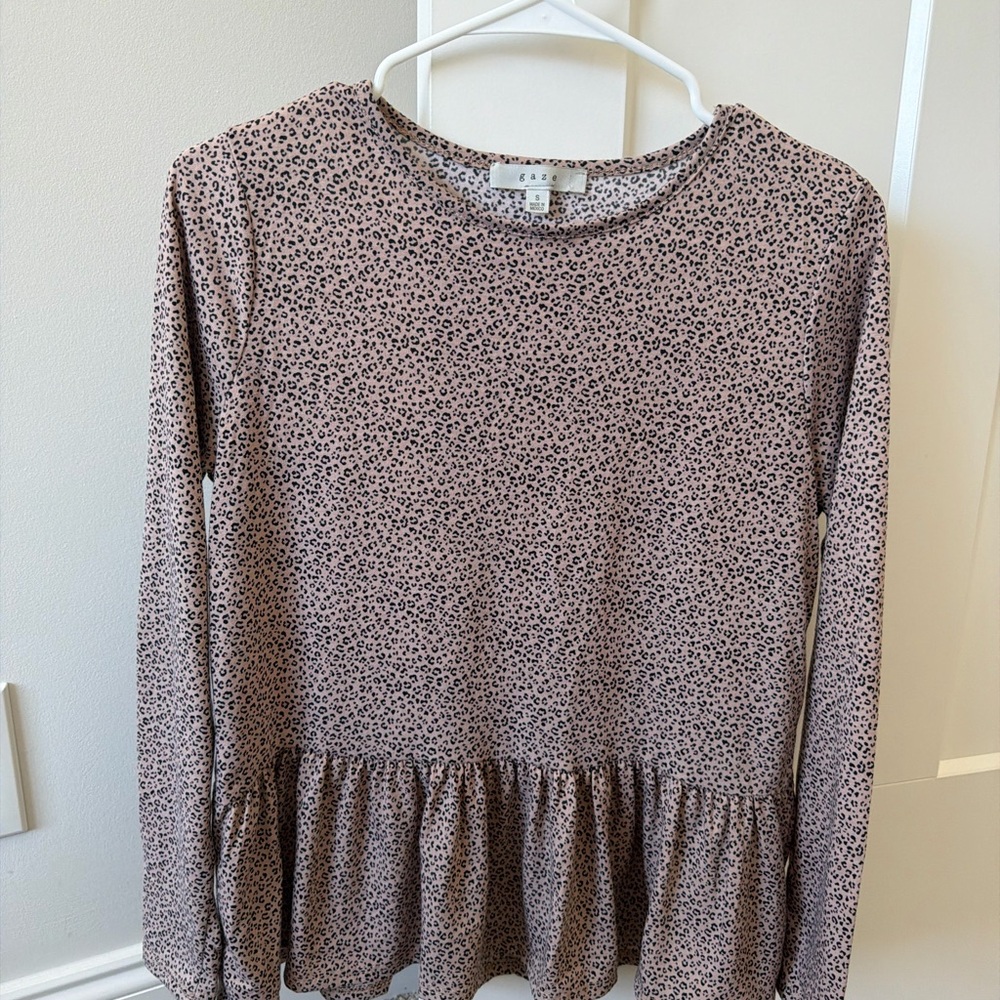 Long Sleeve Leopard Print Peplum Top